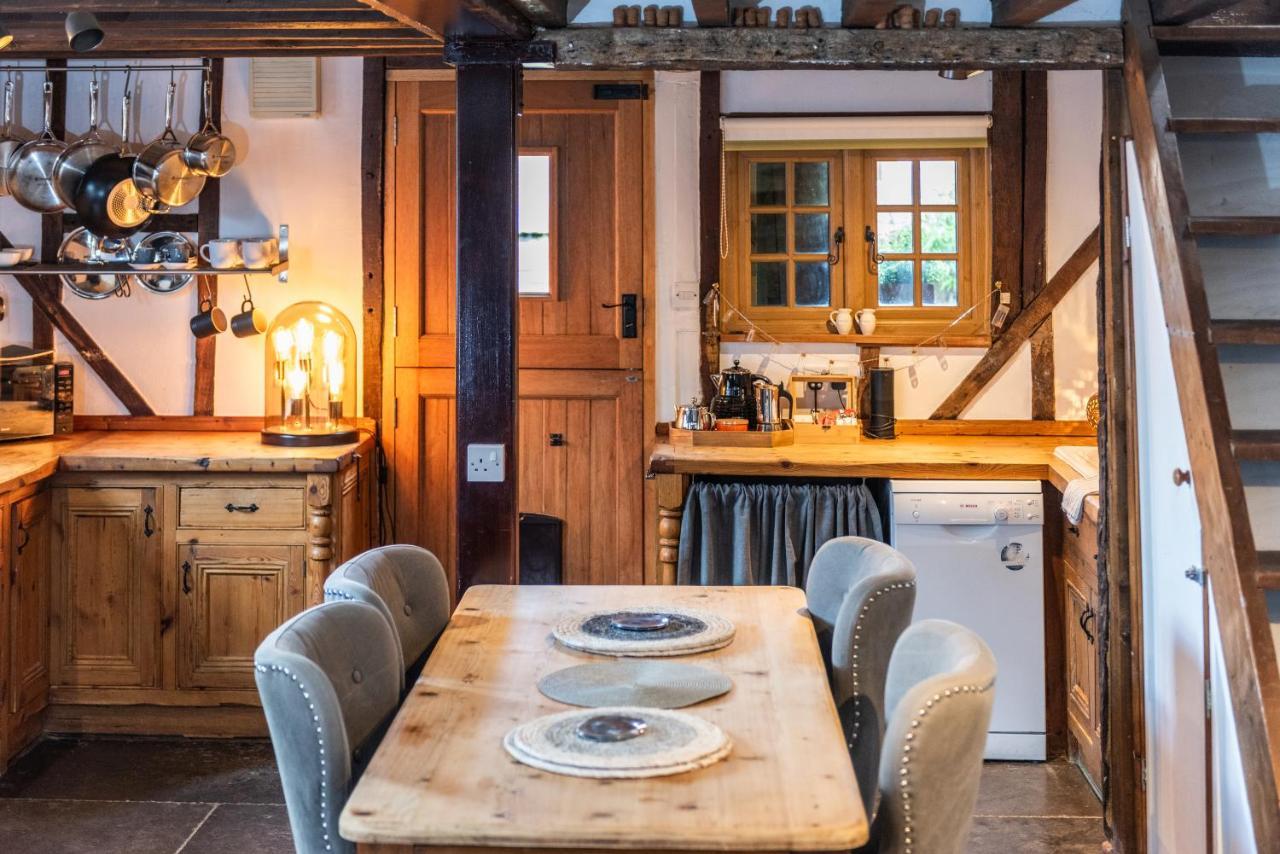 Beautiful Village Cottage, Woburn Kültér fotó